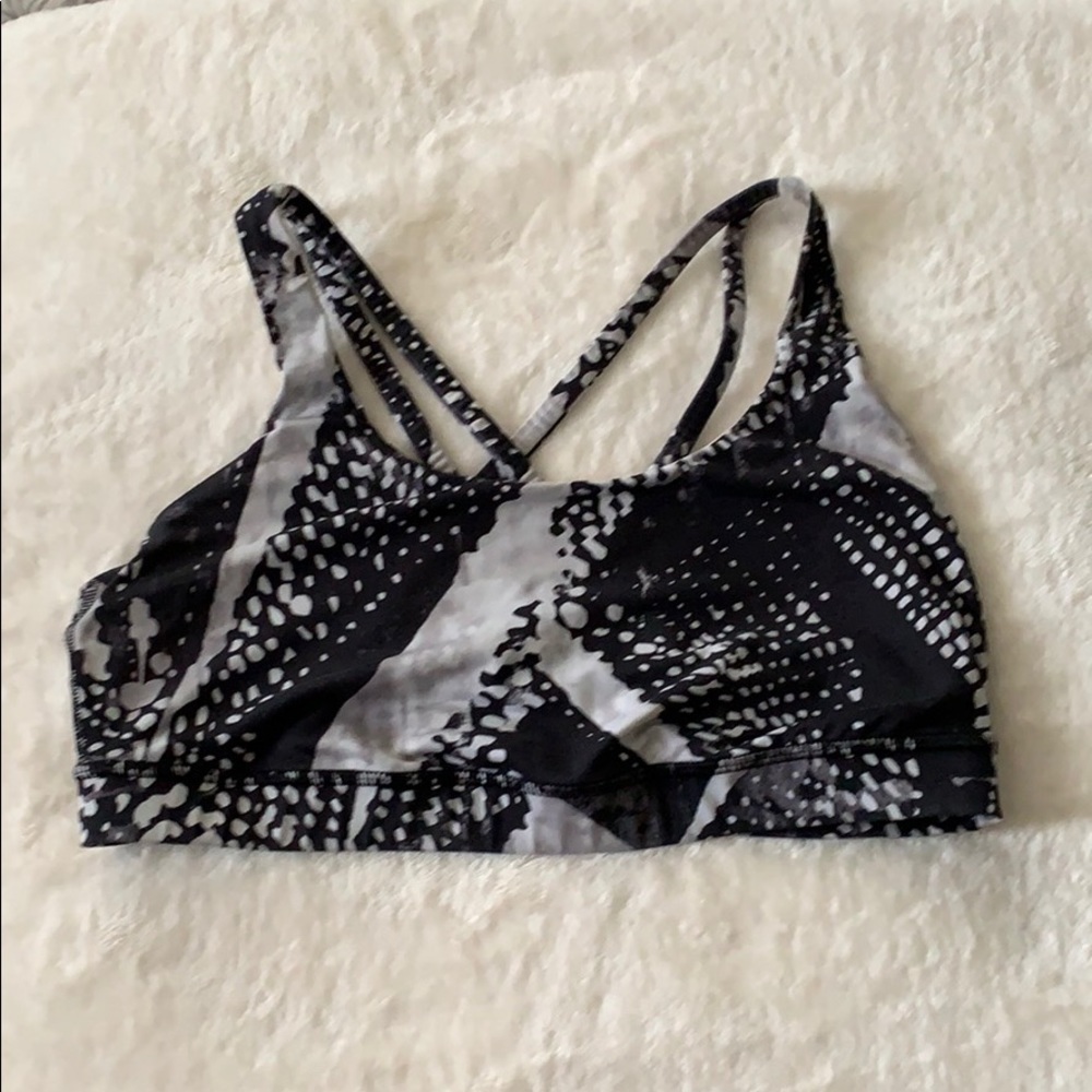Sports bra